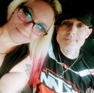 Meet your Posher, Jon elisha